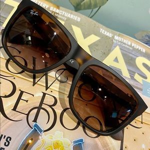 Ray-Ban Justin Classic Tortoise Sunnies